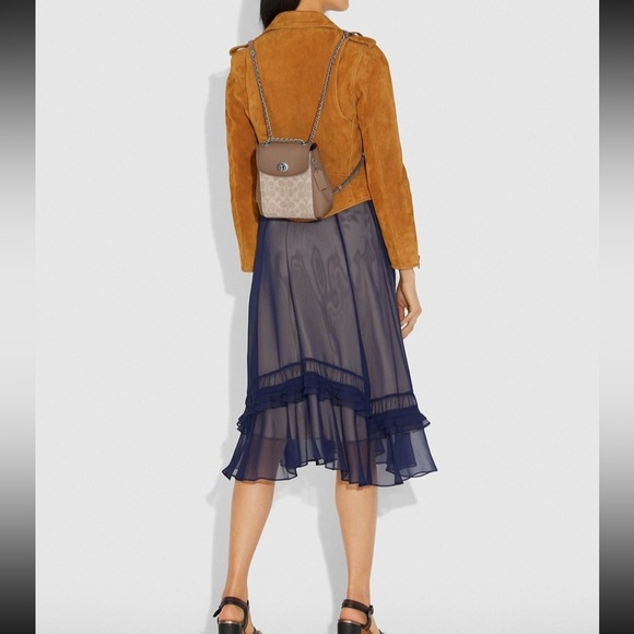 NWOT Coach Parker Convertible Backpack Crossbody Bag 16 Signature Canvas Beige - Picture 4 of 16